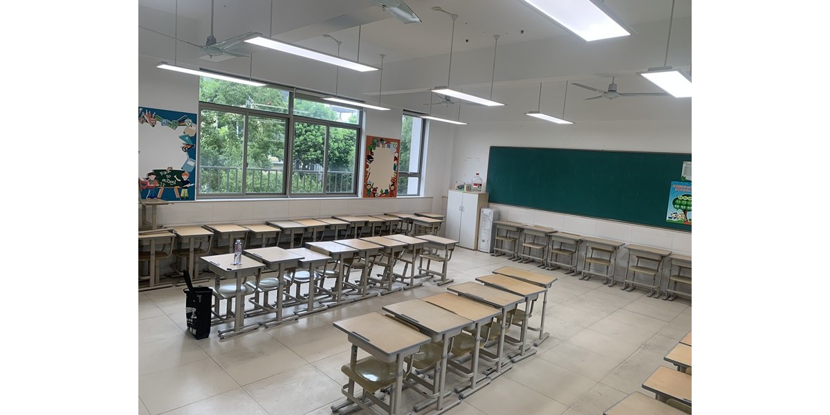 案例｜上海七寶明強小學(xué)(西校區(qū))打造教室優(yōu)質(zhì)照明光環(huán)境，迎接開學(xué)季