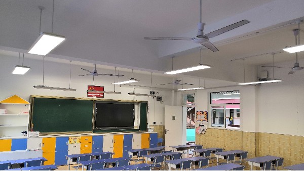 華輝智慧教室有啥魅力？來看看上海這些學(xué)校就知道了~